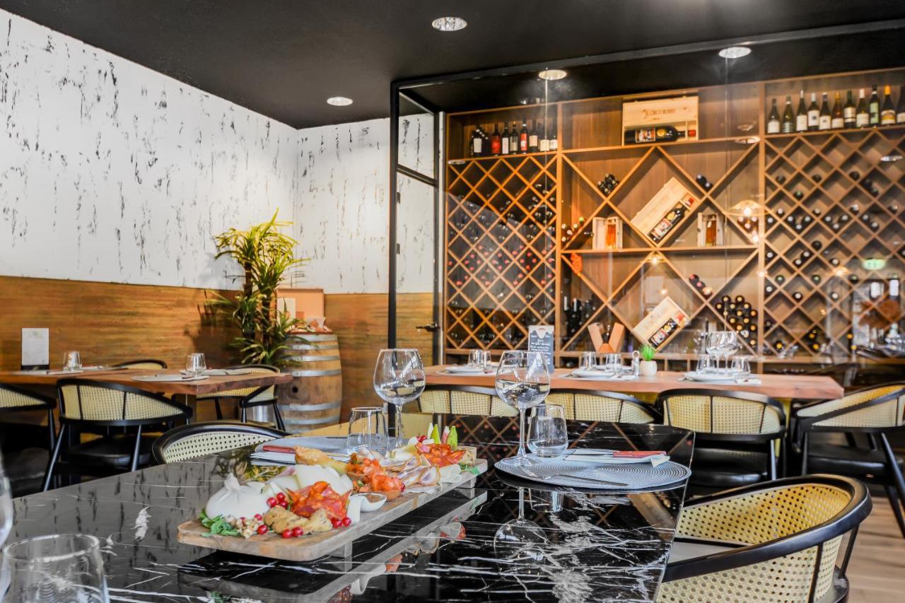 Neuchatel City Hotel Dış mekan fotoğraf