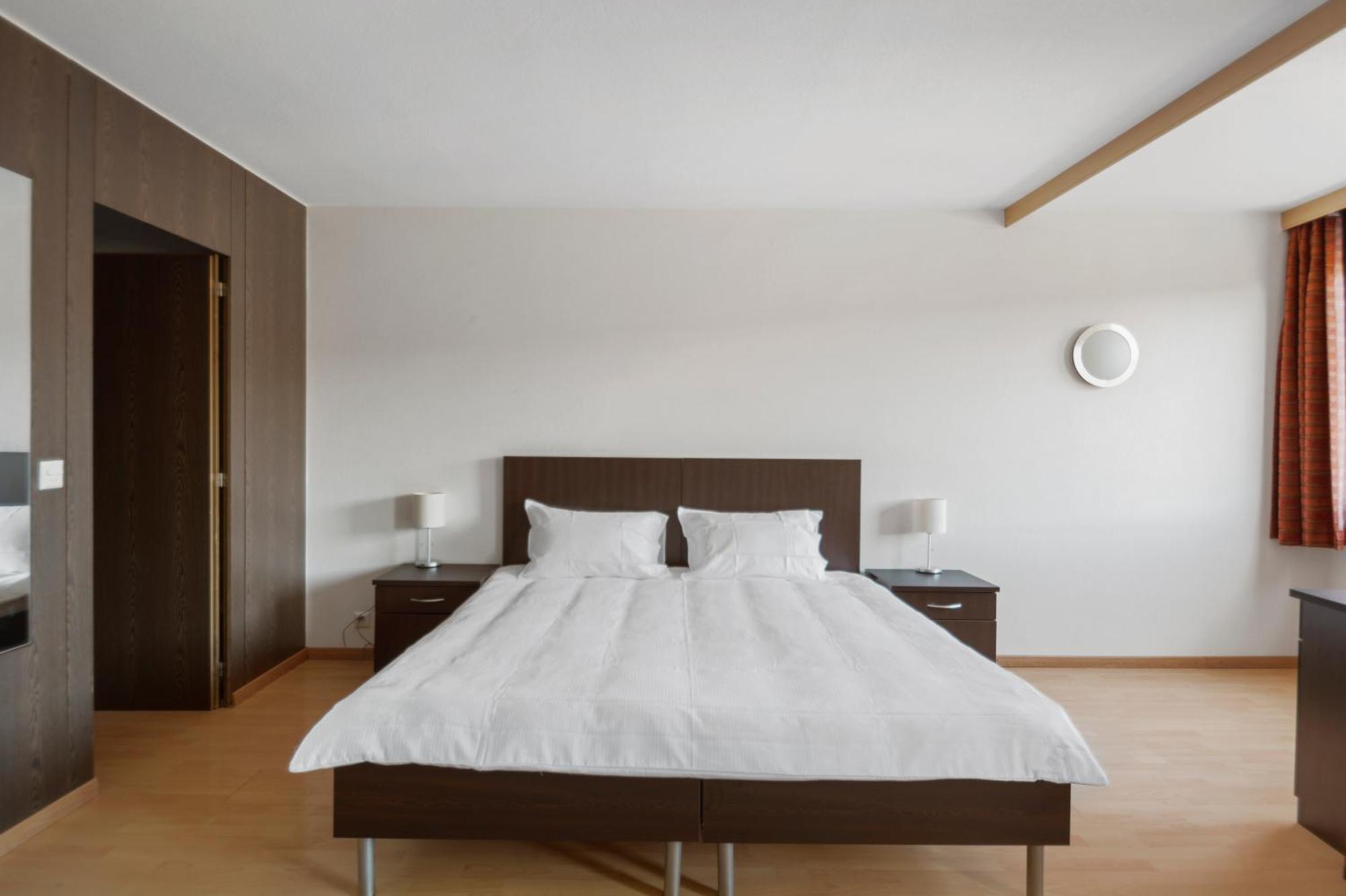 Neuchatel City Hotel Dış mekan fotoğraf